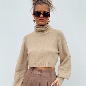 PRINCESS POLLY - Tan Crop Turtleneck